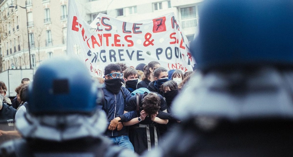 Serish protesta te dhunshme ne Paris kunder reformes se pensioneve